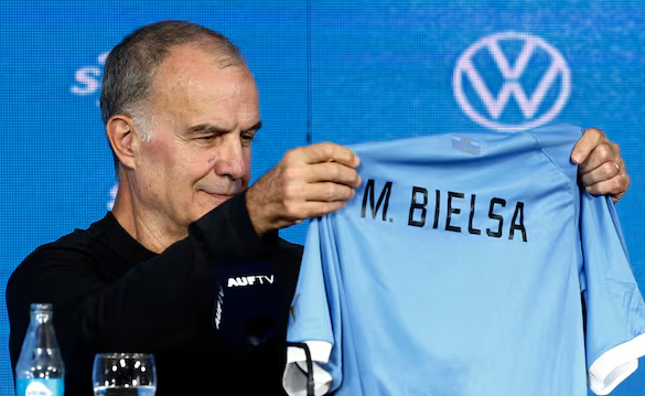 Marcelo Bielsa. DT de Uruguay.
